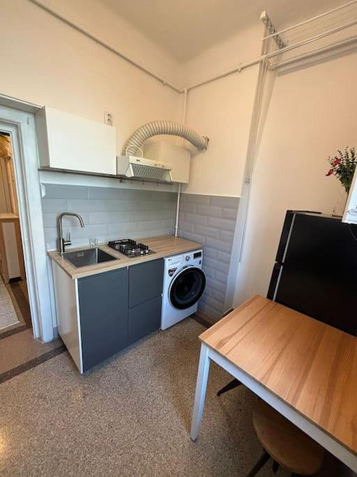 Sunflower Apartment Cluj-Napoca Esterno foto